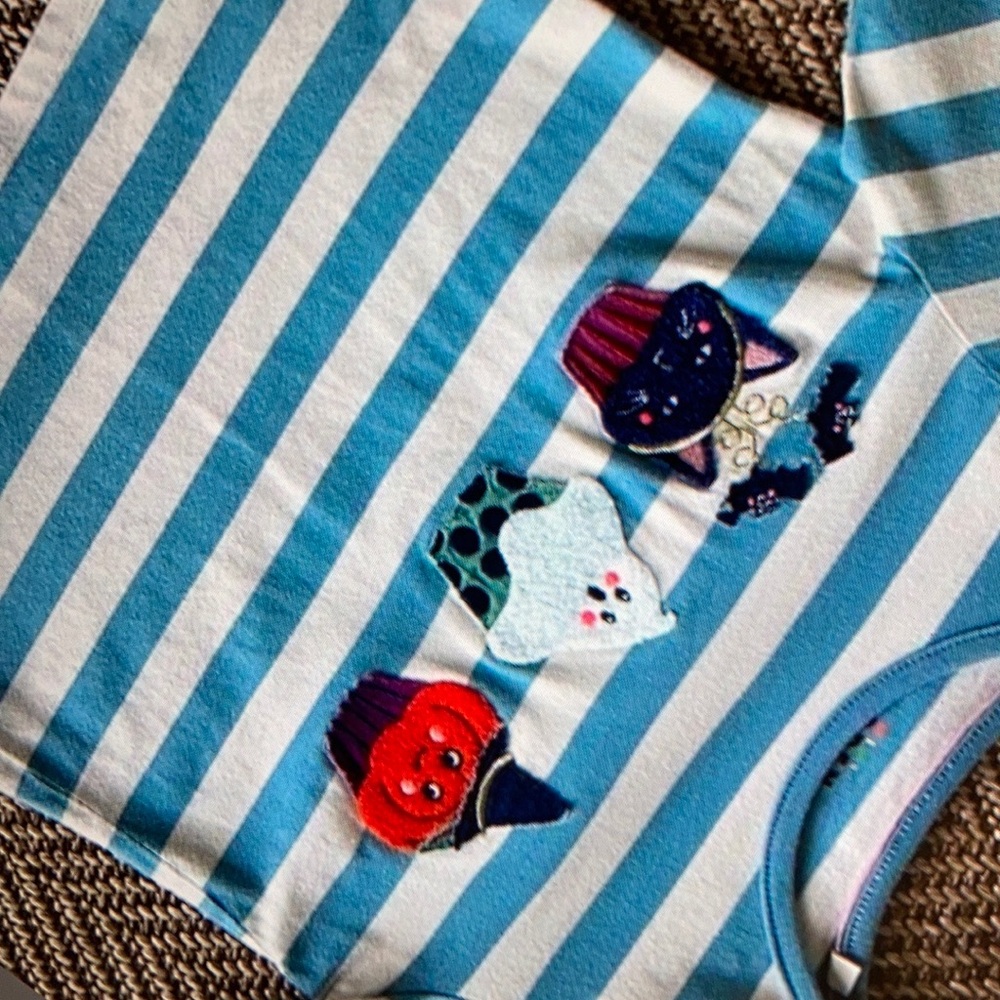 Adorable long sleeve Halloween blouse